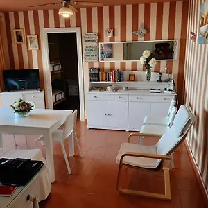 apartamento-las-brisas-cadiz.hotelsincadiz.net/